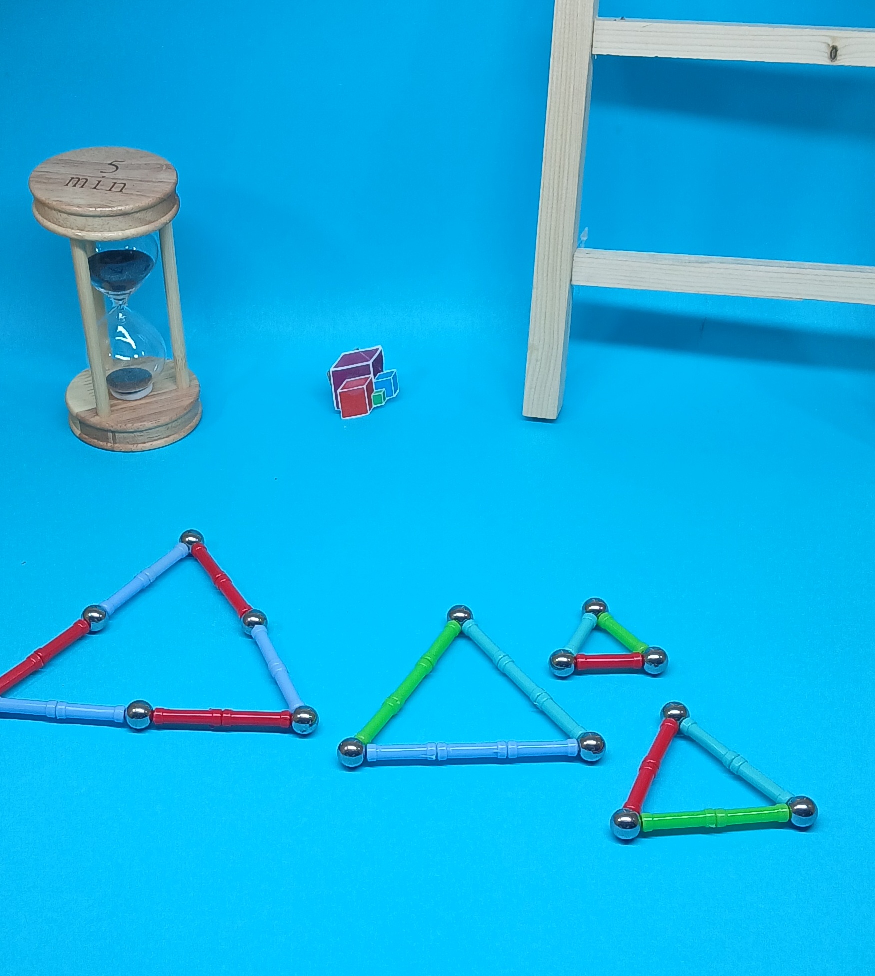 مگناتگ 28 قطعه روکارتی - تصویر 3