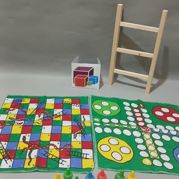 منچ و مارپله پارچه ای